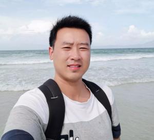 【感動青峰人物第二期】奉獻(xiàn)青峰，無怨無悔 ——感動青峰人物之劉磊建